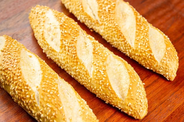 Baguete c/ gergelim